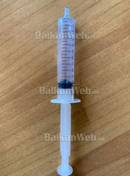 Paloka Gjuan Me Shiringe Ramen, Ja Shiringa