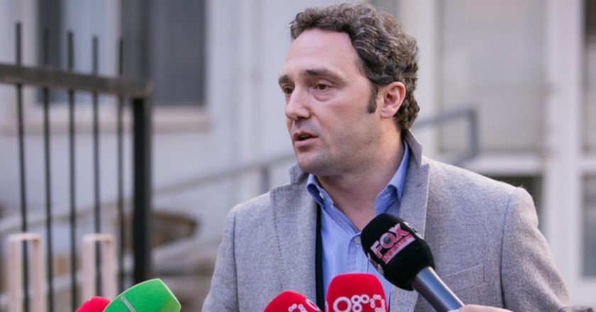 Bardh Spahia: Pjetri e të tjerë u flakën pas denoncimeve të PD – Balkanweb.com – News24