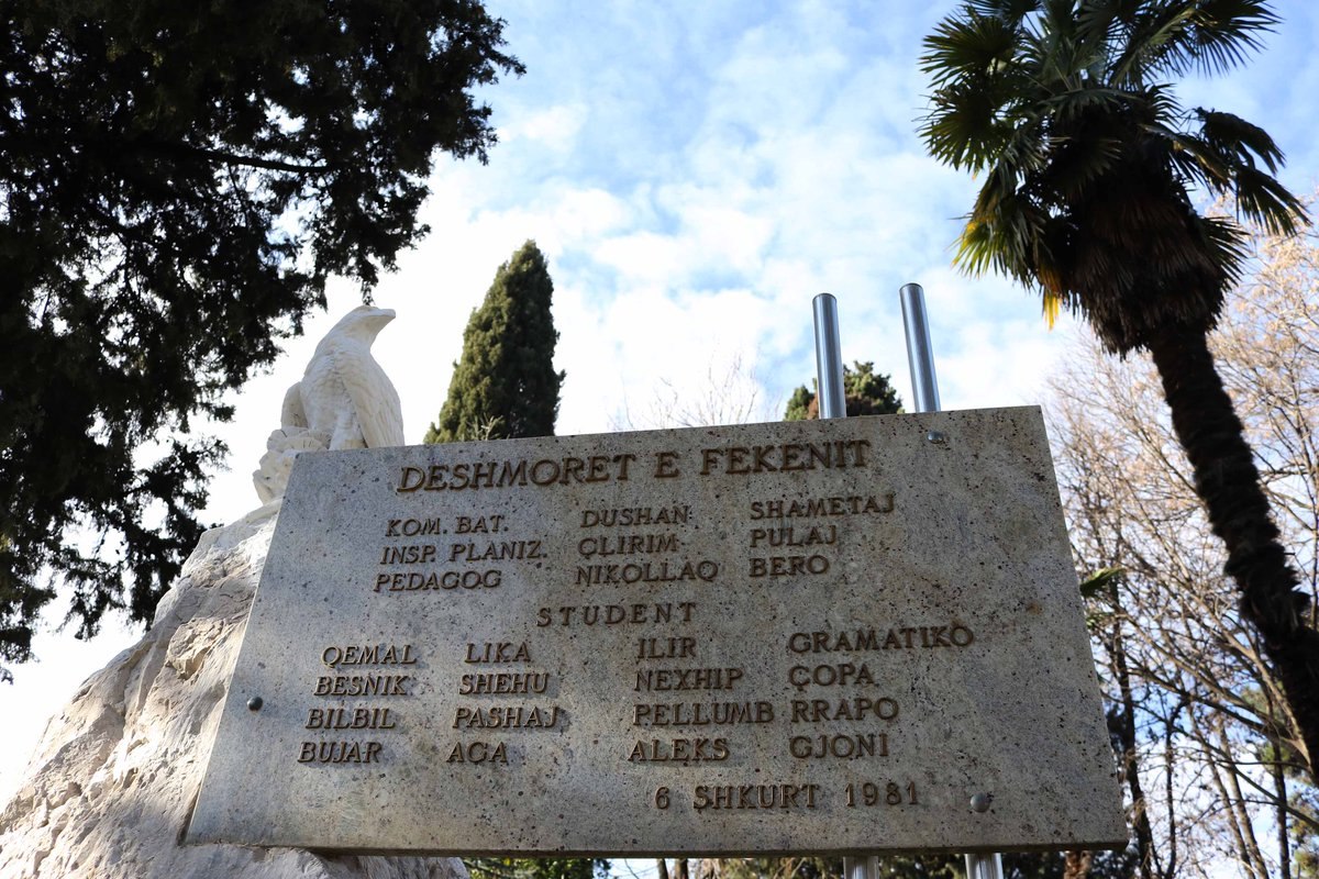 Dëshmorët e Fekenit – monument përjetësie në malin e Meçekut –  Balkanweb.com – News24