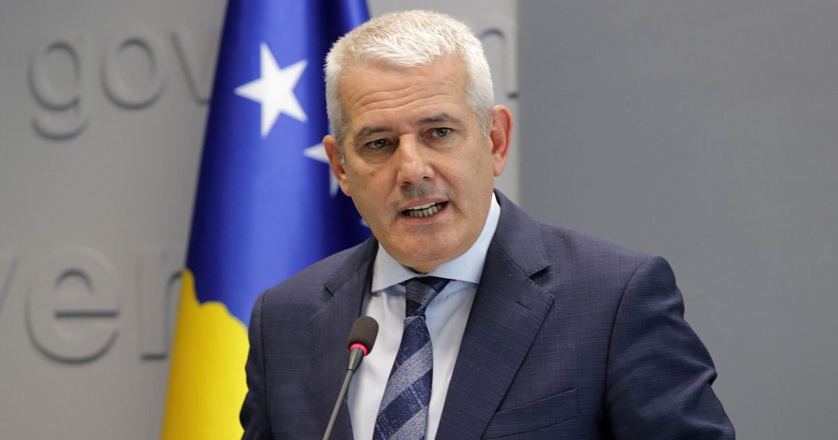 Ministri i Brendshëm i Kosovës paralajmëron, Sveçla: Kërcënimet e Serbisë mbeten problem serioz!