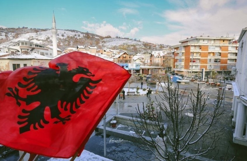 Kosova nis lehtësirat për t’i pajisur me dokumente shqiptarët e Luginës