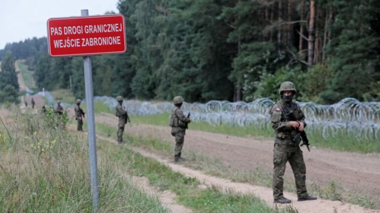 Poland Belarus Border Soldiers 800x450 1