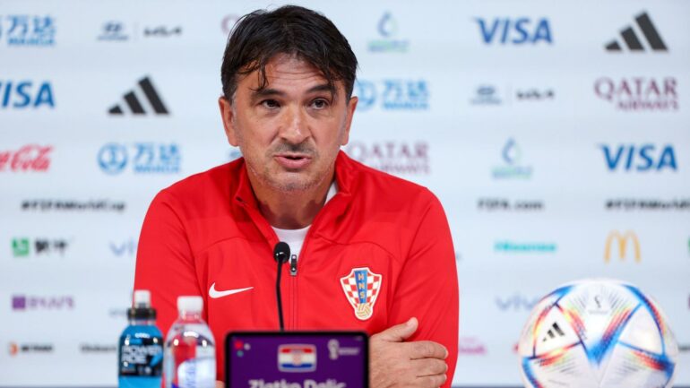 Doha, Qatar November 26: Zlatko Dalic, Head Coach Of Croatia, Speaks During The Croatia Press Conference At The Main Media Center On November 26, 2022 In Doha, Qatar. Photo: Igor Kralj/pixsell Credit: Pixsell Photo & Video Agency/alamy Live News