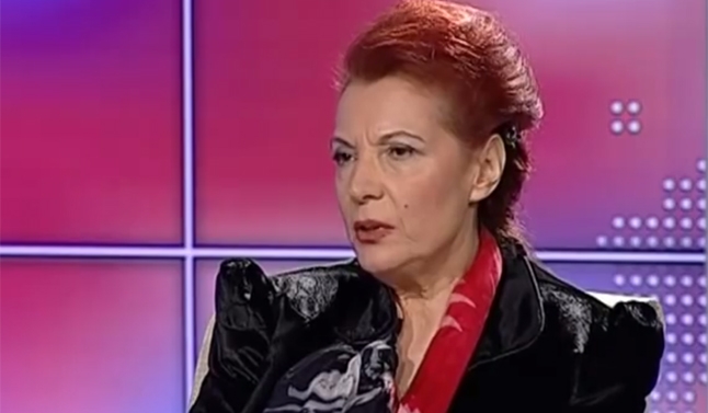 Liliana Hoxha1