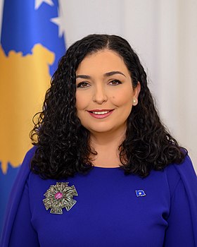 Vendosja e bllokadave në pikë-kalimet kufitare/ Presidentja e Kosovës: Këto veprime tregojnë lidhjen e Serbisë me bandat kriminale