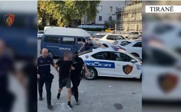 Akisoni I Policise Tiraen