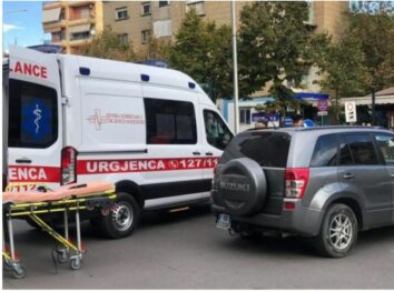 Ambulanca Tirane1