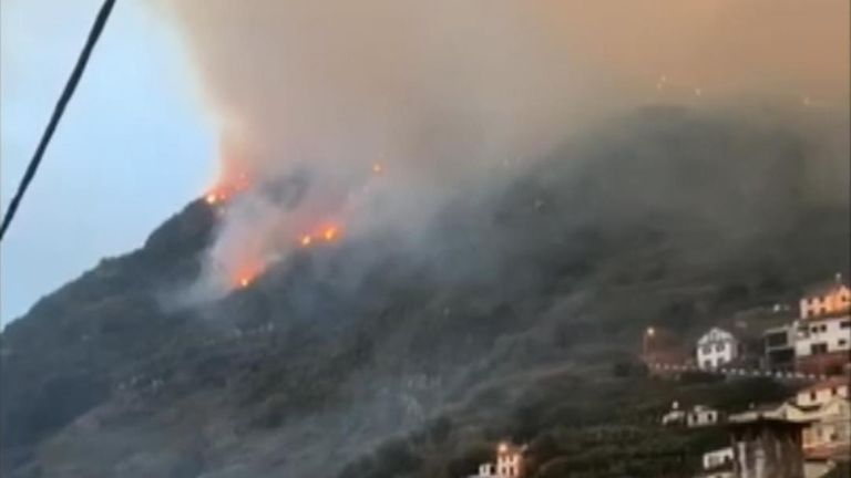 Skynews Wildfire Madeira Firefighter 6660889