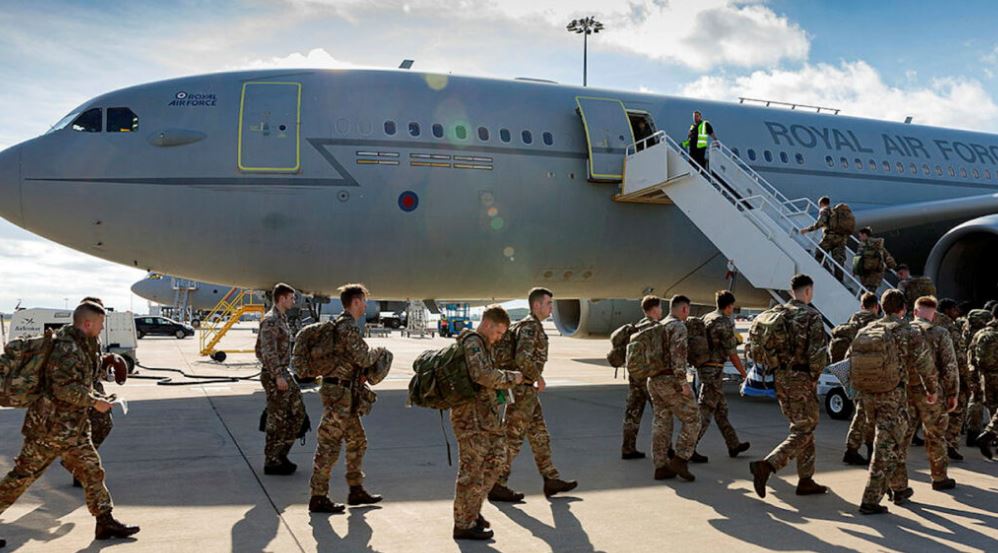 Lajmi i fundit nga Brukseli, NATO: Mbi 300 ushtarë britanikë do zbarkojnë sot në territorin e Republikës së Kosovës