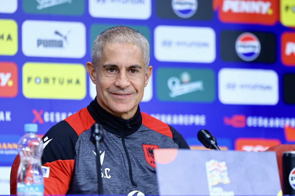 Sylvinho Talk Albania Pressconf Oct2024