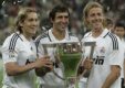 Guti Raul Y Michel Salgado Posan Con Laliga Ganada Por El Madrid Efe