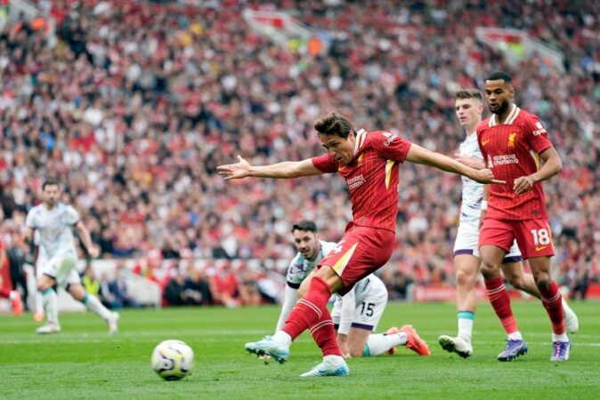 Federico Chiesa Dispara En El Liverpool Bournemouth De La Premier League 2024 25 Efe Tim Keeton