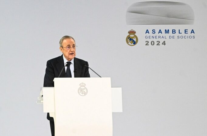 Florentino Perez Durante La Asamblea General Del Real Madrid Celebrada En El Ano 2024 Efe Victor Lerena