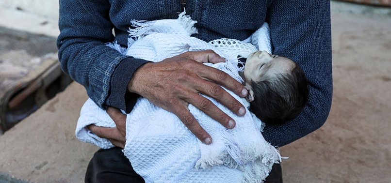 806x378 Displaced Gaza Newborn Freezes To Death As Rain Floods Tents 1735572414232