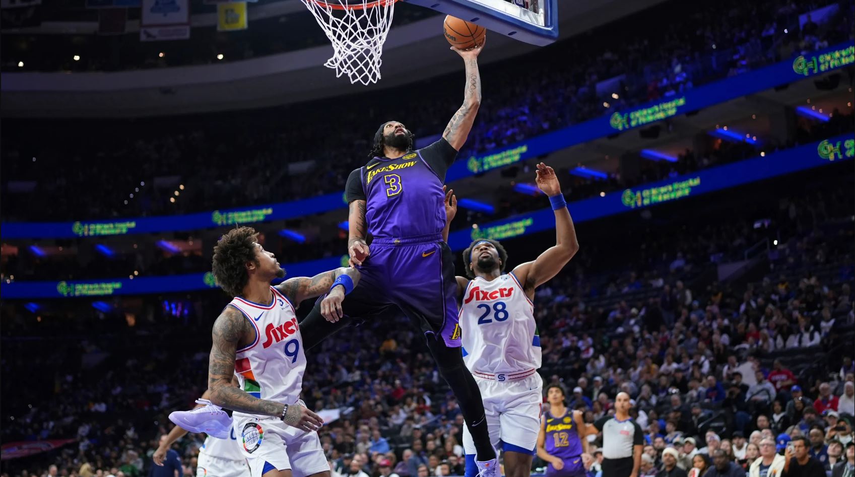 NBA/ Zhgënjejnë “Big-ët”, Lakers e Milwaukee humbasin, rikthehet tek fitorja Golden State