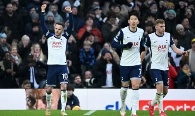 Tottenham feston ndaj “Djajve të kuq”, United bie keq në Londër