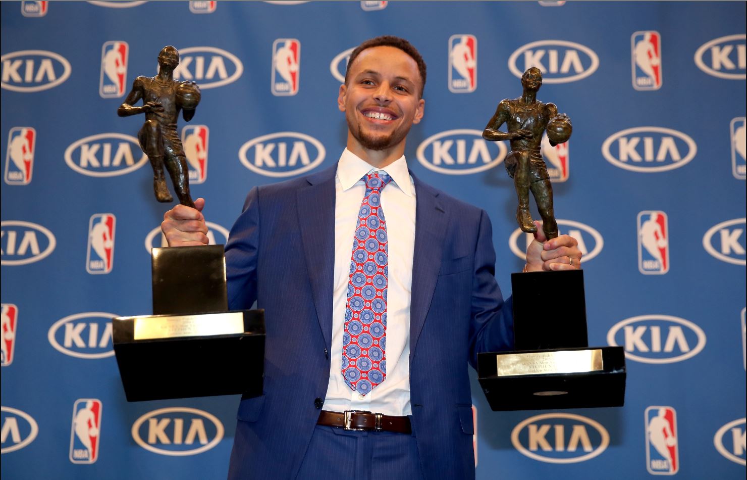 Mbrëmje yjesh, All Star Game “pushton” SHBA, Curry shpallet MVP
