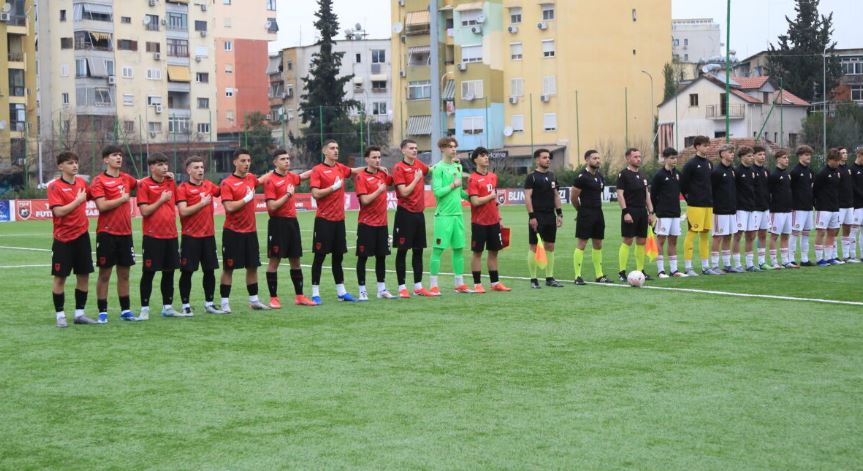 Disfatë ndaj Hungarisë, Shqipëria U-16 luan ndeshjen e parë miqësore