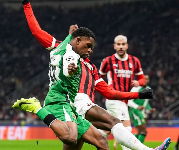 VIDEO/ Eleminim thriller, Milan “lan duart” me Champions League, kualifikohet Feyenoord