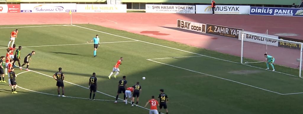 VIDEO/ Gol dhe asist, Çekiçi gjen rrugën e rrjetës pas 20 muajsh