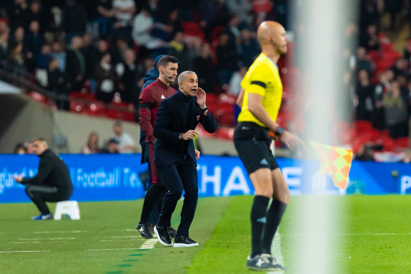 “E vështirë në Wembley, mund të pësosh edhe 5 gola”, Sylvinho përkëdhel Brojën: Bëri mirë (VIDEO)