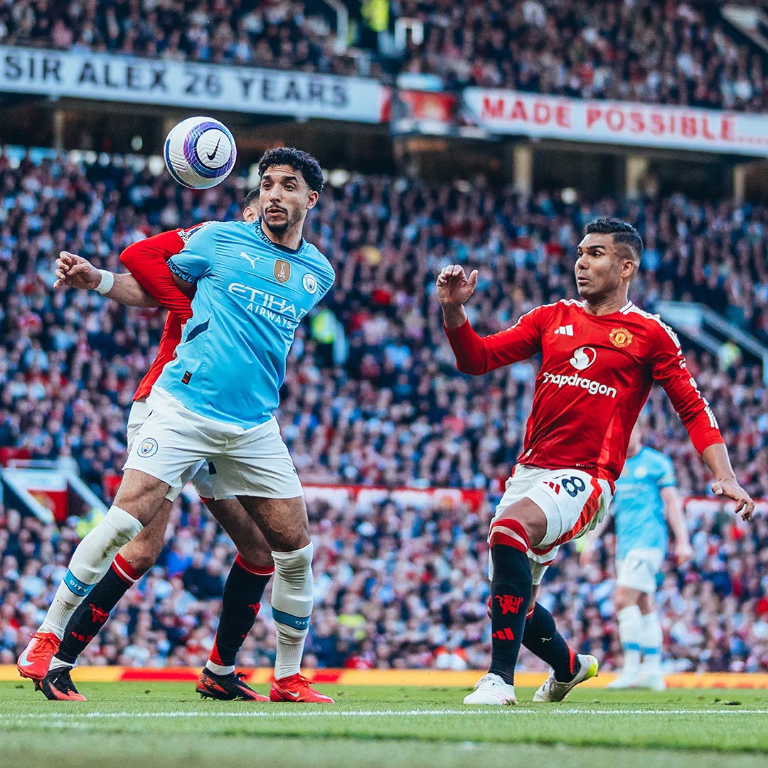 Barazim zhgënjyes mes United dhe Cityt,  paqe në derbi