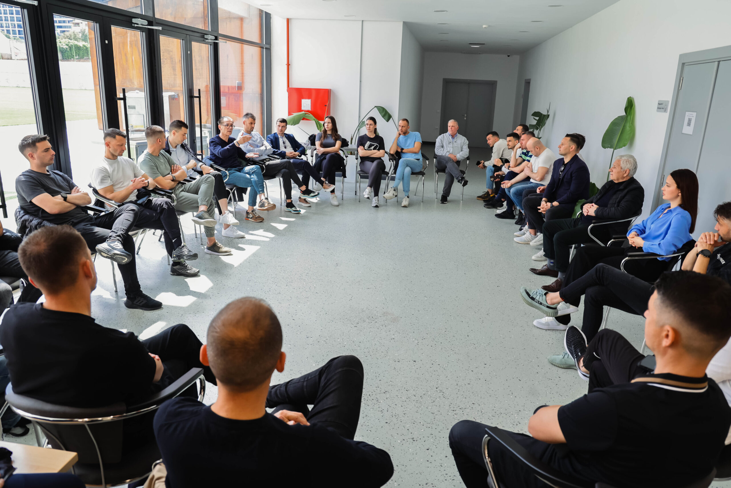 Faza e fundit e kampionatit, Departamenti i Arbitrimit zhvillon seminar me arbitrat e “Abissnet Superiore”