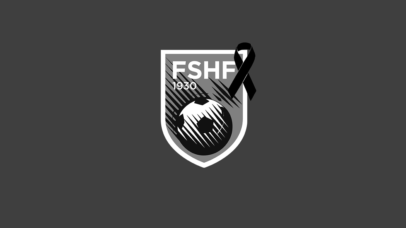 Futbollisti 28-vjeçar u nda nga jeta pas atakut kardiak në fushën e lojës, reagon FSHF: Ndihma iu dha shpejt, ambulanca ishte e pranishme, por…
