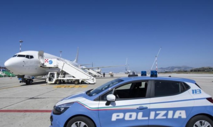 Policia Italiane