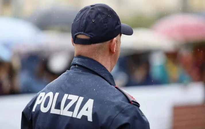 Policia Italiane