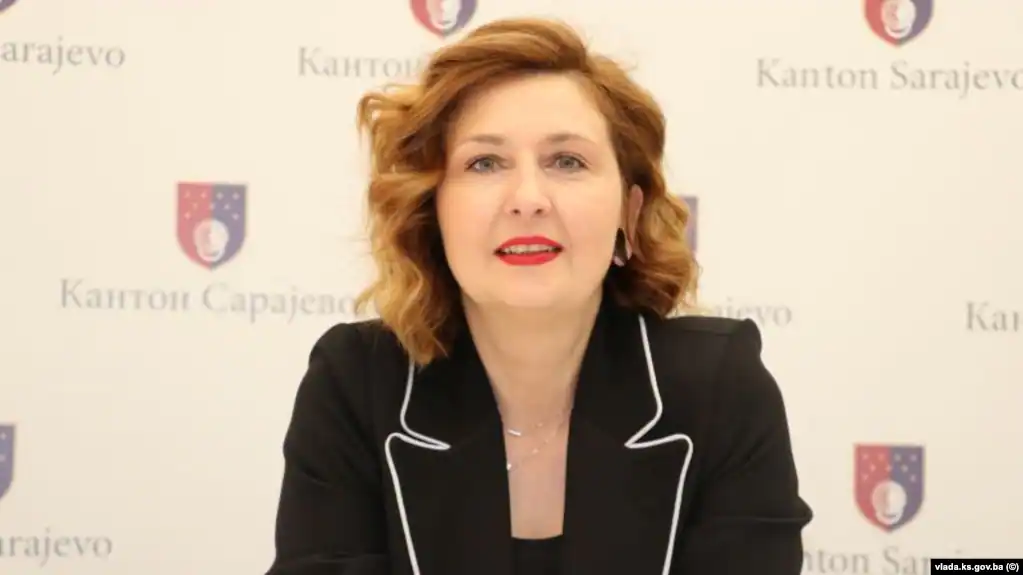 arrestohet-ministrja-e-punes-ne-sarajeve-dyshohet-per-punesim-te-paligjshem